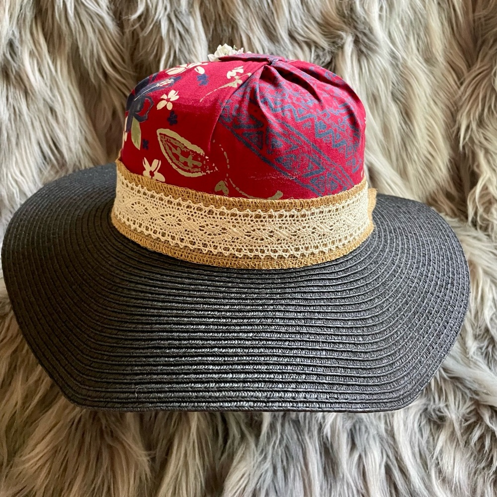Bohemian Red and Black Women's Sun Hat